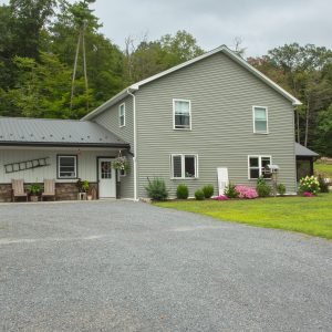 Chris & Sadie Lapp, View Puppies Breeder